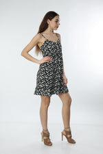 Load image into Gallery viewer, Black Floral Patterned Strappy Dress
